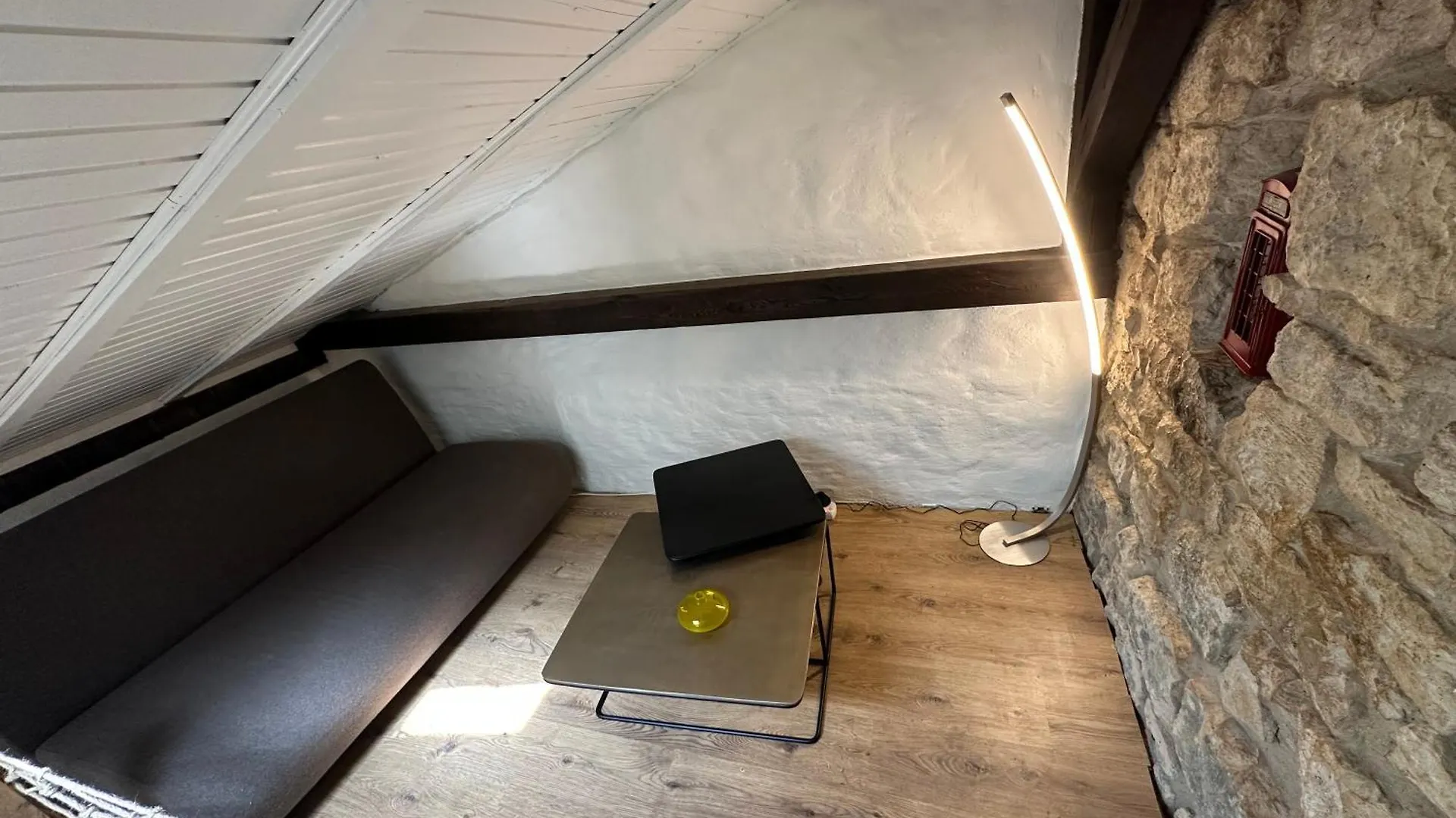 شقة Stylisches Tiny House In بازل سويسرا